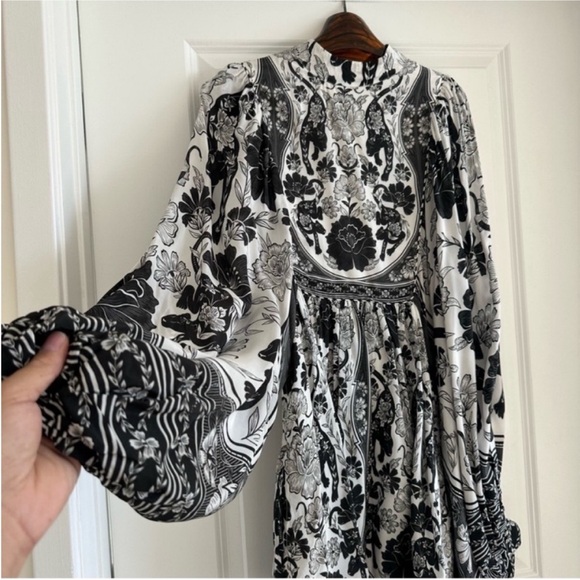 Farm Rio Off-White Flower Leopards Mini Dress - Picture 3 of 10